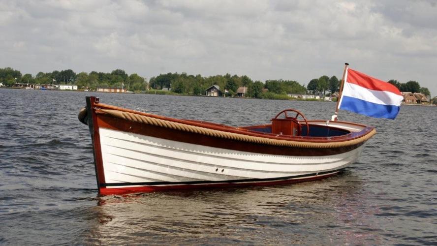 アールスメール The Boathouse With Boatヴィラ エクステリア 写真